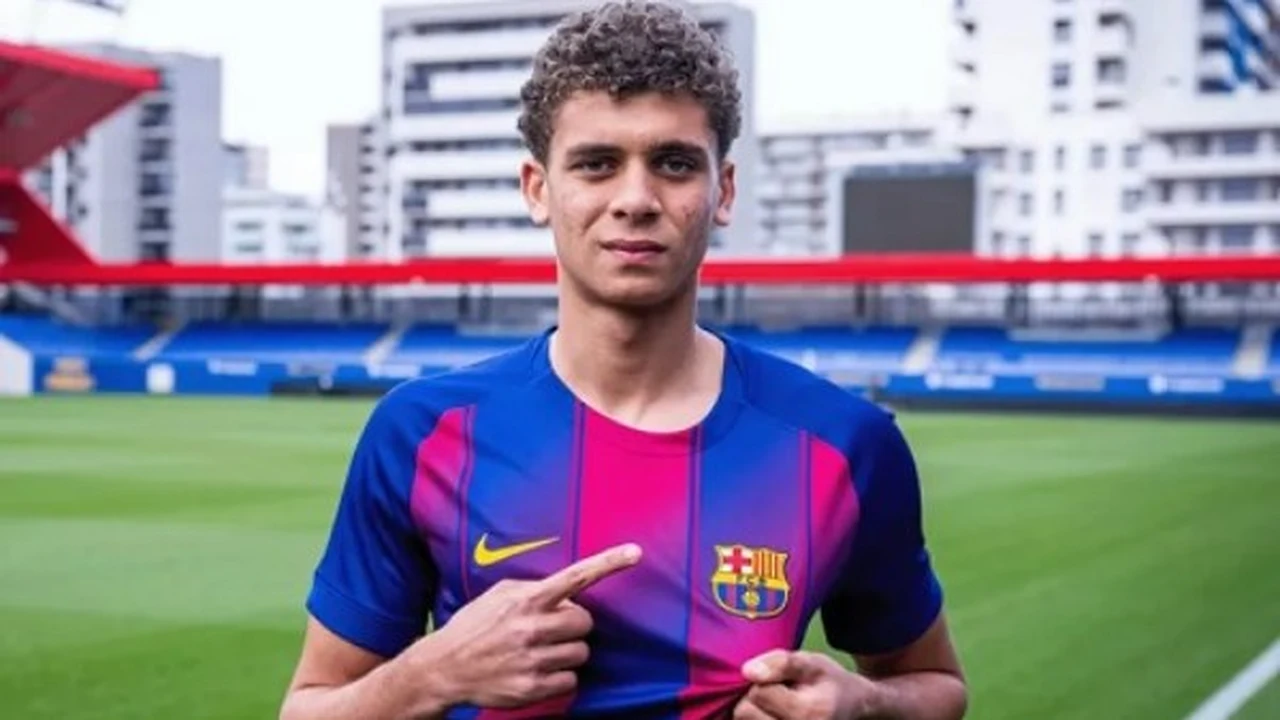 إصابة مفاجئة تُبعد حمزة عبدالكريم عن برشلونة.. وغموض بشأن فترة غيابه